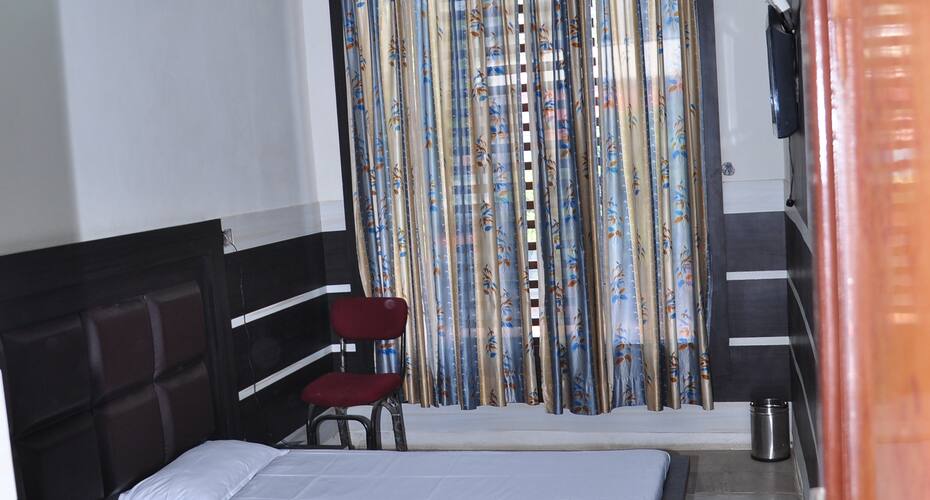 Hotel Maharaja, Sangrur 4